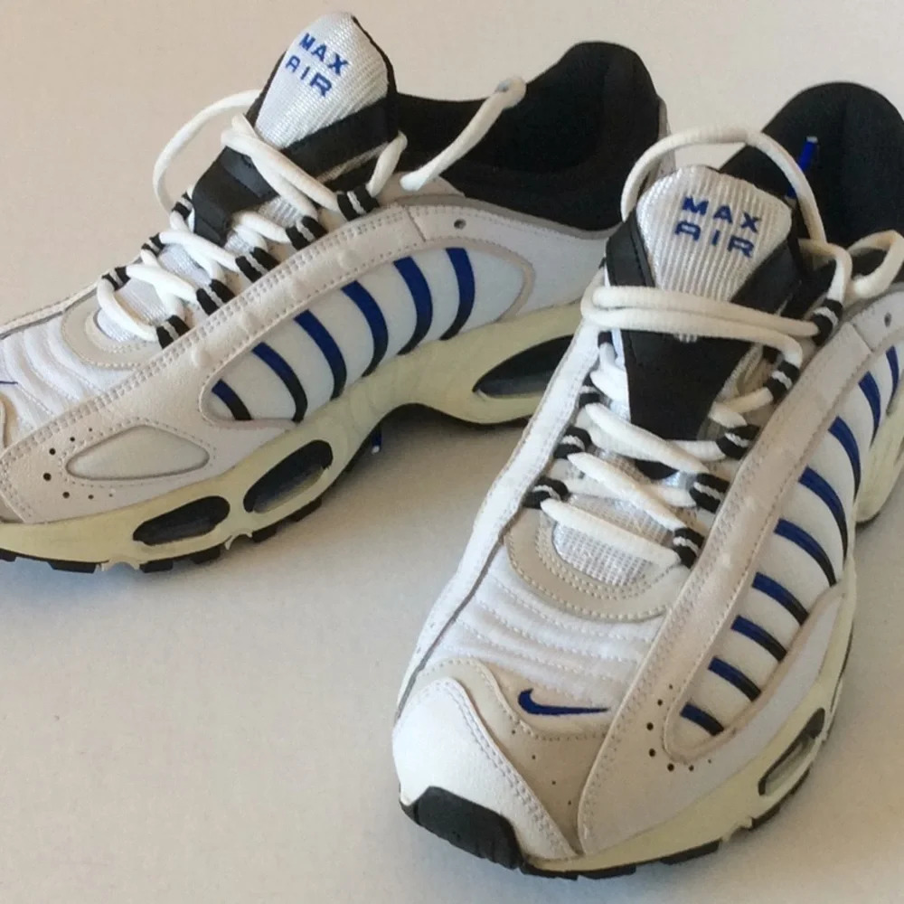 NWT Nike Air Max Size 8.5 - Picture 1 of 7
